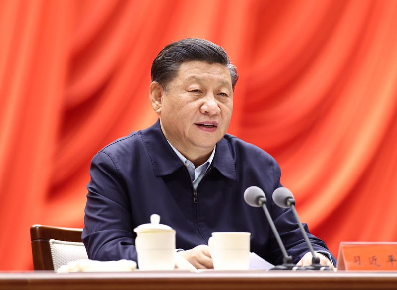 1月11日，省部級(jí)主要領(lǐng)導(dǎo)干部學(xué)習(xí)貫徹黨的十九屆五中全會(huì)精神專題研討班在中央黨校（國(guó)家行政學(xué)院）開班。中共中央總書記、國(guó)家主席、中央軍委主席習(xí)近平在開班式上發(fā)表重要講話。新華社記者 鞠鵬 攝